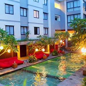 Hotel Dafam Savvoya Seminyak